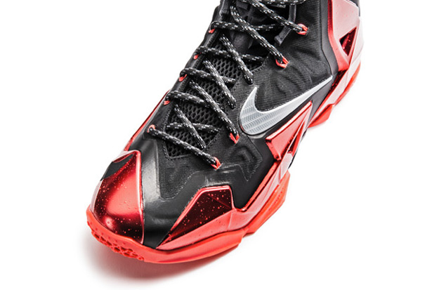 nike-lebron-11-red-black-5