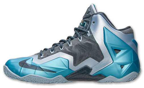 nike-lebron-11-gamma-blue-3
