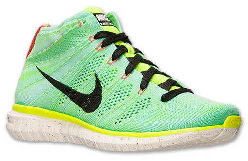 nike-free-flyknit-chukka-magista-side-view