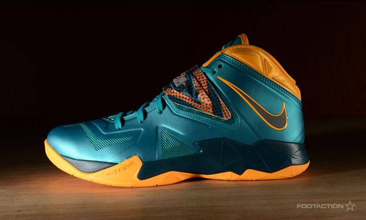 nike-zoom-soldier-7-turbo-green-2