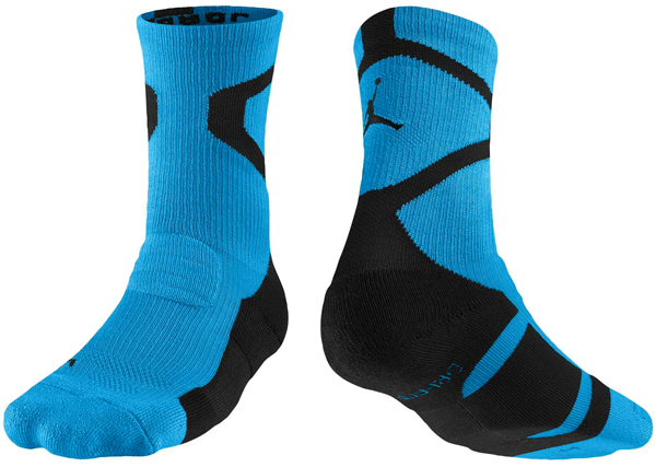 air-jordan-14-wolf-grey-blue-socks