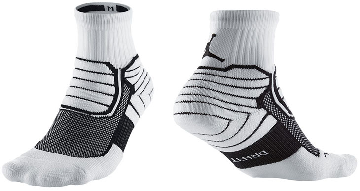 air-jordan-xx9-socks-white