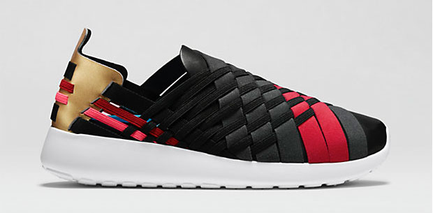 nike-roshe-run-woven-n7-womens-side-image