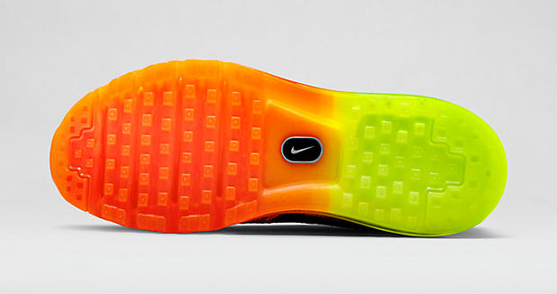nike-flyknit-air-max-total-orange-volt-image-5