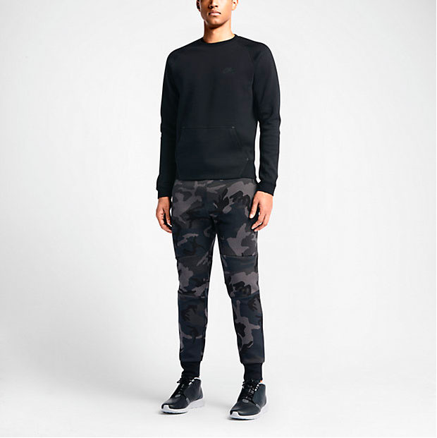 nike-tech-fleece-camo-pants-black-image-1