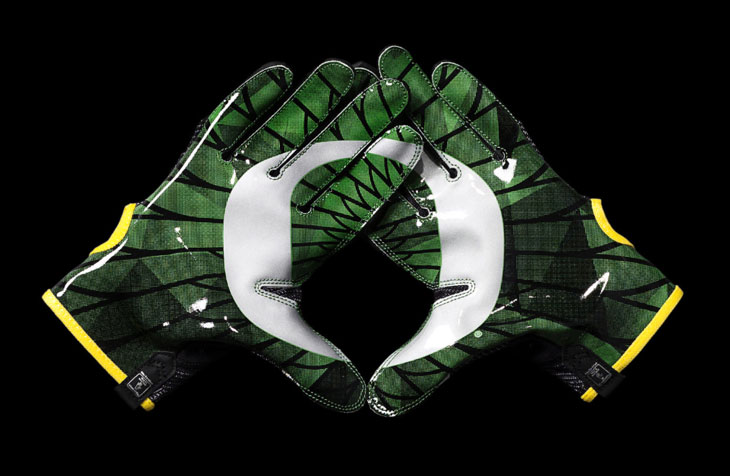nike-college-football-playoff-oregon-ducks-gloves