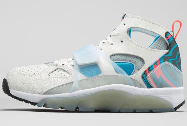 nike-air-trainer-huarache-prm-desert-journey