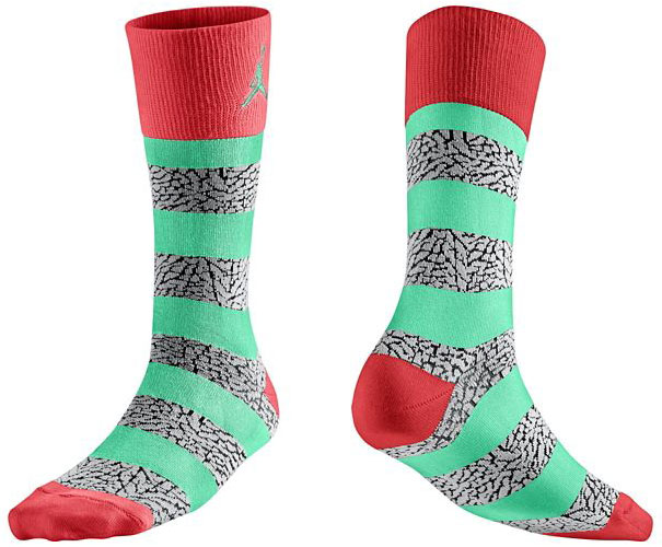 jordan-elephant-stripes-socks-red-grey-green