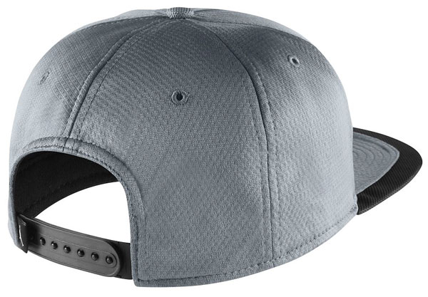 air-jordan-11-georgetown-hat-back