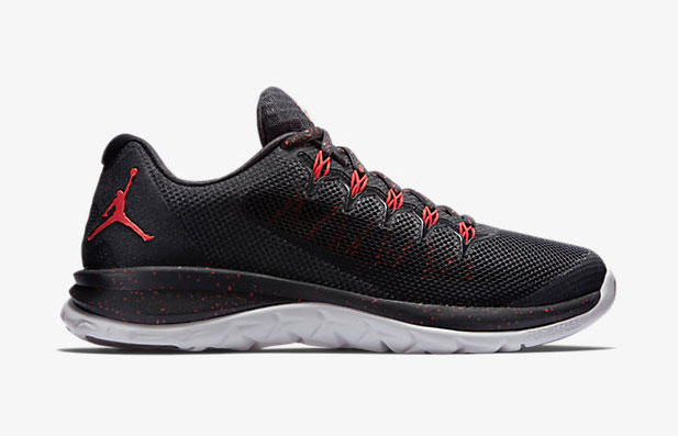 jordan-flight-runner-2-black-grey-red-3