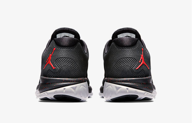 jordan-flight-runner-2-black-grey-red-4