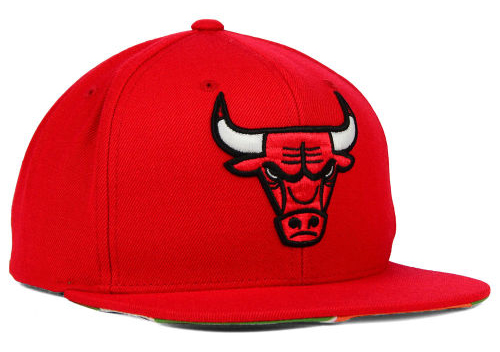 air-jordan-7-hare-mitchell-and-ness-bulls-hat-3