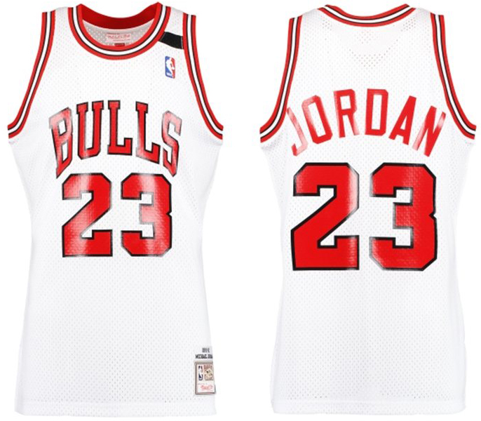 chicago-bulls-michael-jordan-shrug-game-mitchell-and-ness-jersey