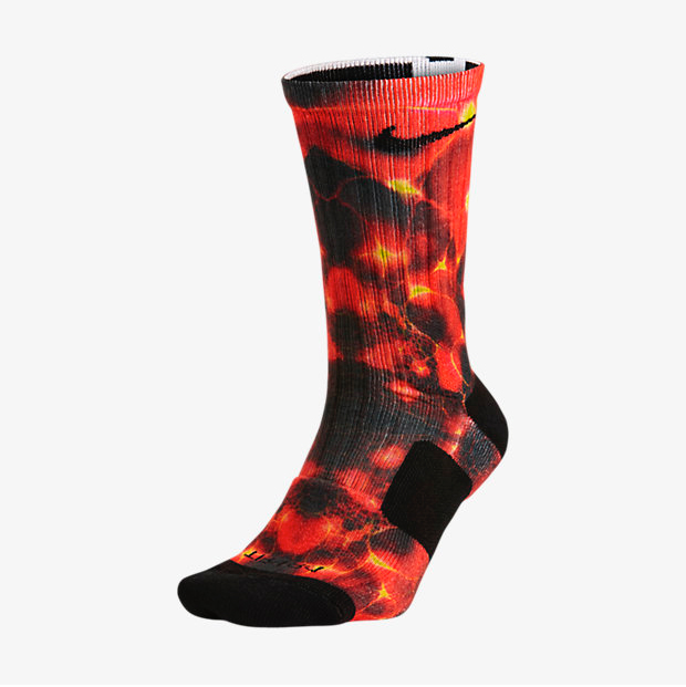 nike-lebron-12-witness-socks