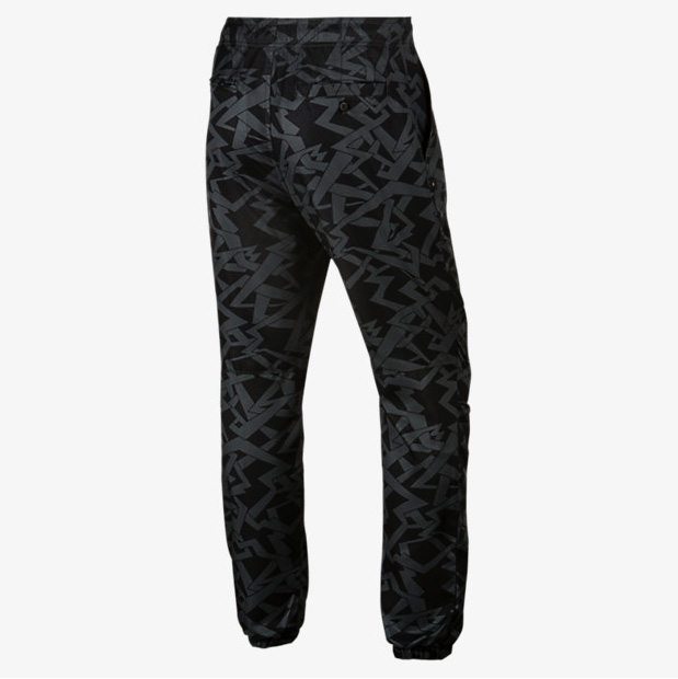 air-jordan-7-marvin-the-martian-pants-back