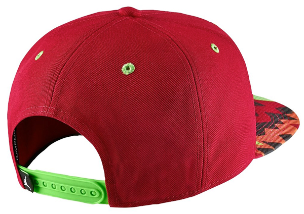 air-jordan-7-marvin-the-martian-sneaker-hat-back