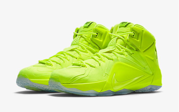 nike-lebron-12-ext-tennis-ball-1