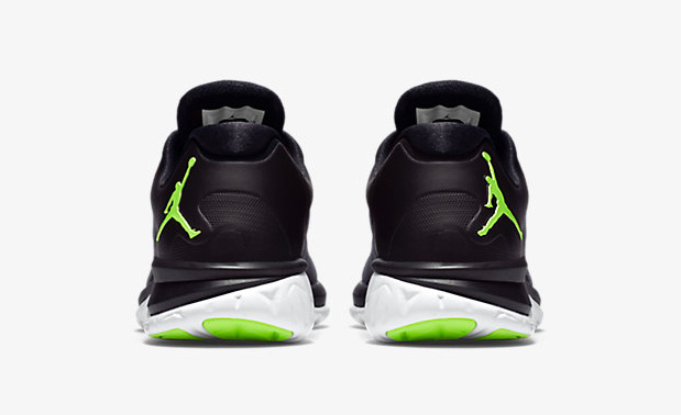 jordan-flight-runner-2-ghost-green-4