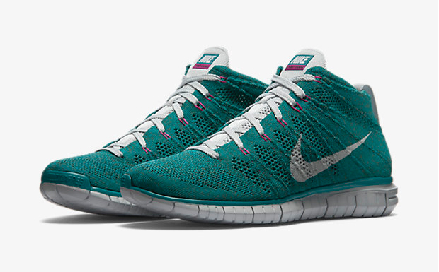 nike-free-flyknit-chukka-radiant-emerald-1