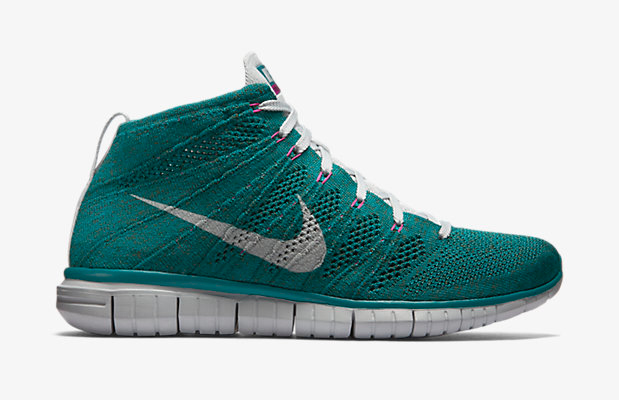 nike-free-flyknit-chukka-radiant-emerald-2