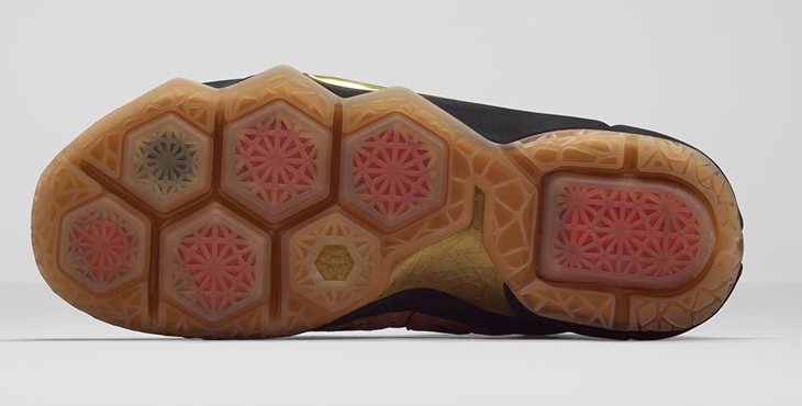 nike-lebron-12-ext-kings-cork-6