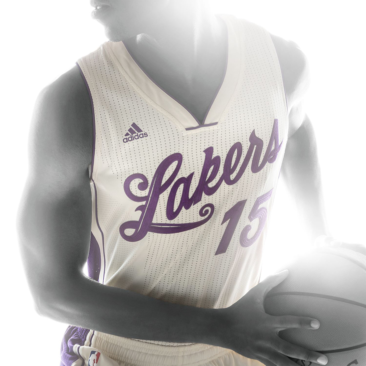lakers-2015-christmas-day-uniform
