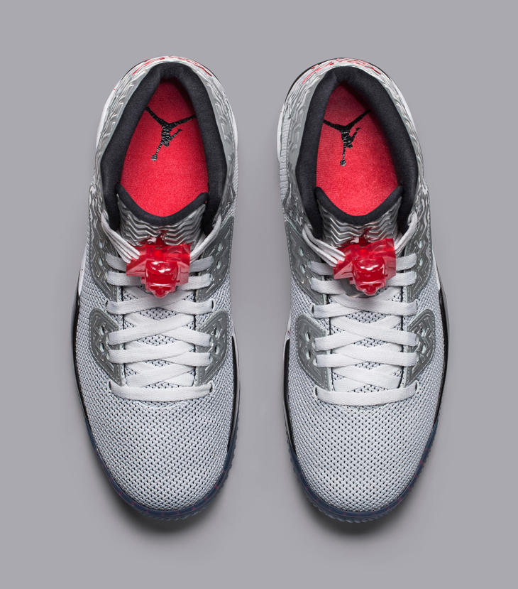 air-jordan-spike-40-white-fire-red-3