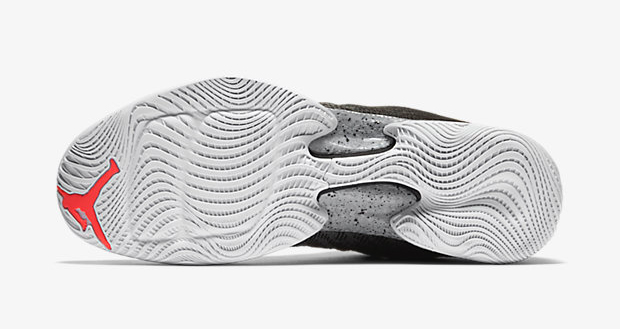 air-jordan-xx9-low-black-grey-infrared-5