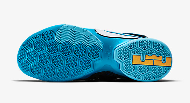 nike-lebron-soldier-9-black-blue-orange-6
