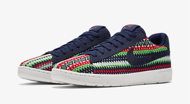 nike-tennis-classic-ultra-christmas