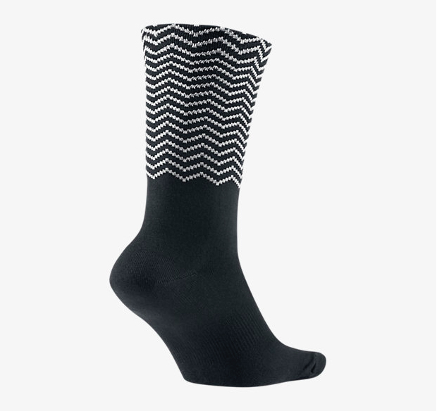 air-jordan-12-sock-2