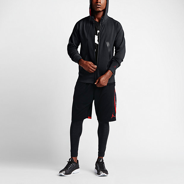 jordan-ultimate-flight-fleece-hoodie-black-4