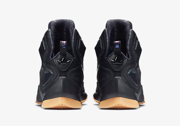 nike-lebron-13-black-lion-4