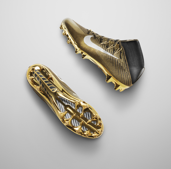 nike-super-bowl-50-gold-cleats
