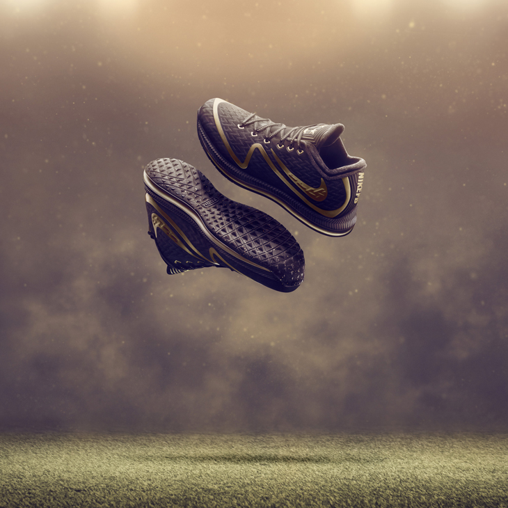 nike-super-bowl-50-gold-shoes-1