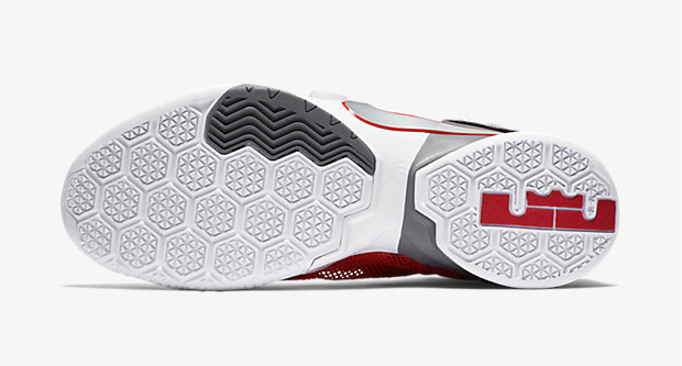 nike-lebron-soldier-9-ohio-state-buckeyes-7