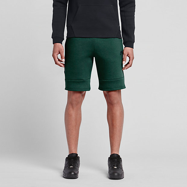 nike-tech-fleece-shorts-green-1