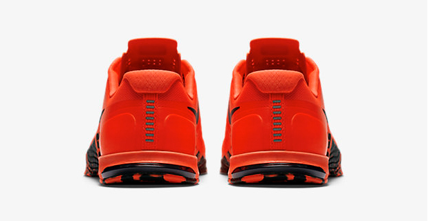 nike-metcon-2-amplify-4