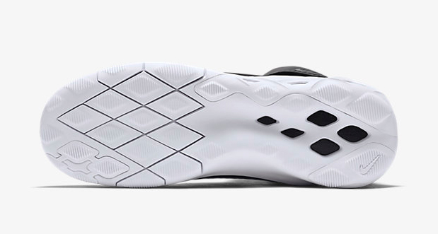nike-swoosh-hunter-black-white-6