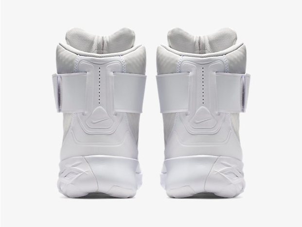 nike-swoosh-hunter-white-4