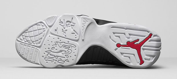 air-jordan-9-black-white-red-bottom-view