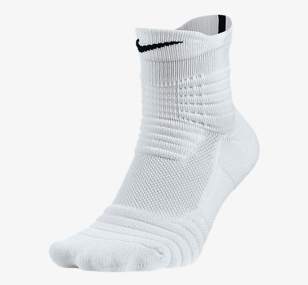 nike-kobe-11-draft-day-socks-1