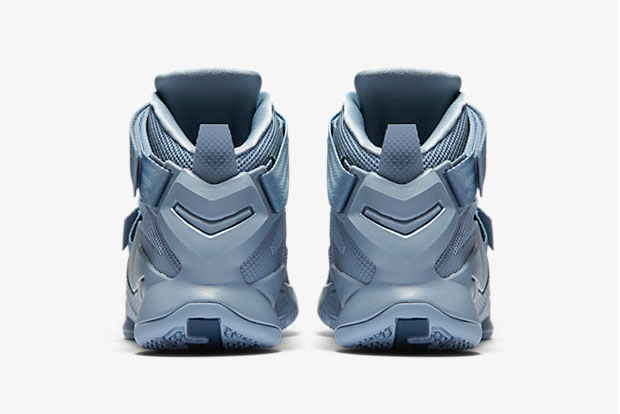 nike-lebron-soldier-9-blue-grey-5