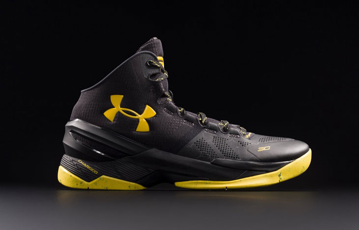curry-two-black-knight-2