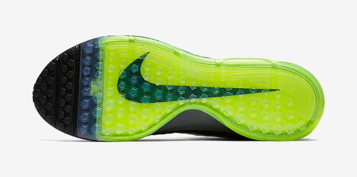 nike-air-zoom-all-out-flyknit-black-grey-5