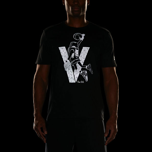 air-jordan-5-og-black-metallic-silver-toggle-shirt-4