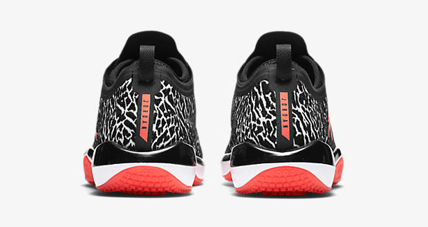 jordan-trainer-low-1-black-infrared-back