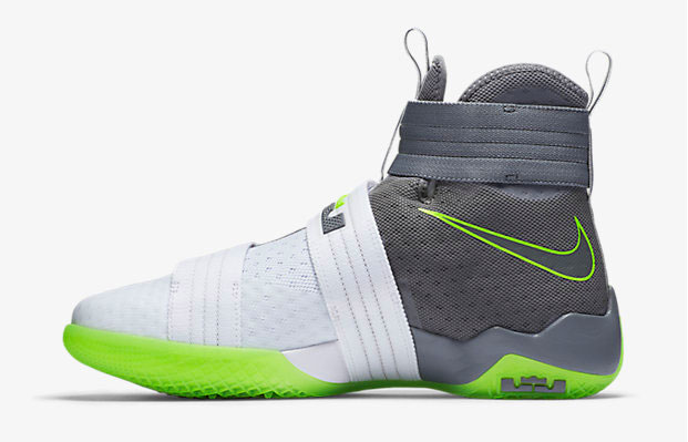 nike-lebron-soldier-10-dunkman-3