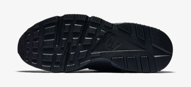 nike-air-huarache-black-wolf-grey-5