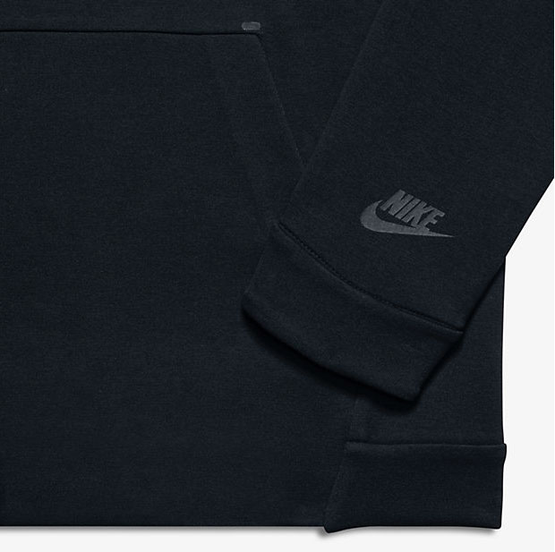 nike-tech-fleece-crew-sweatshirt-black-3